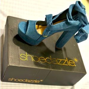 SHOE DAZZLE SIZE 6.5 WOMEN DENIM HEELS/ PUMPS BRAND NEW !!